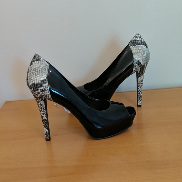 NWOT Jessica Simpson platform peep toe heel - Picture 3 of 8